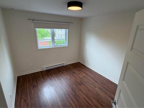 2 bedrooms apartment for rent in Laval — photo 5