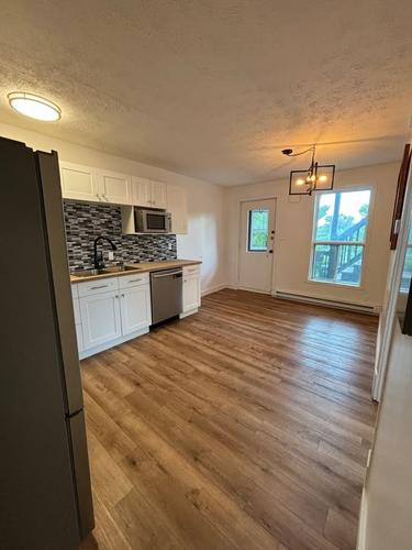 3 bedrooms apartment for rent in Sherbrooke — photo 6