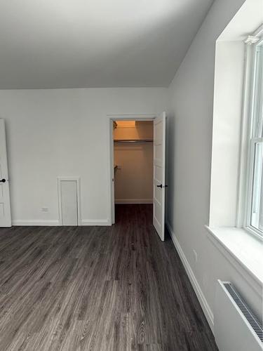 2 bedrooms apartment for rent in Sherbrooke — photo 10