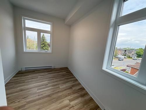 Appartement de 3 chambres à louer à Longueuil — photo 8