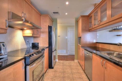 2 bedrooms apartment for rent in Montreal - Ville-Marie — photo 2