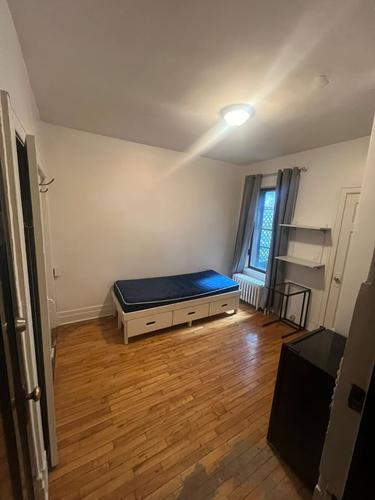 Studio for rent in Montreal - Le Plateau-Mont-Royal — photo 11