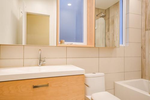 4 bedrooms apartment for rent in Montreal - Le Plateau-Mont-Royal — photo 8