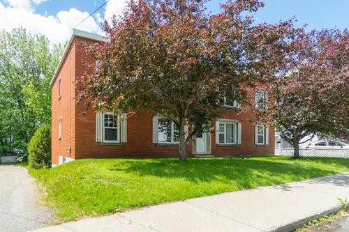 2 bedrooms apartment for rent in Sherbrooke — photo 3