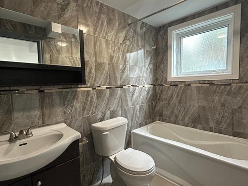 3 bedrooms apartment for rent in Montreal - Ahuntsic-Cartierville — photo 11