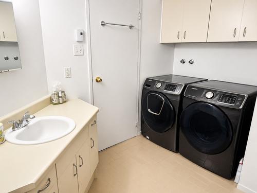 3 bedrooms apartment for rent in Laval — photo 13