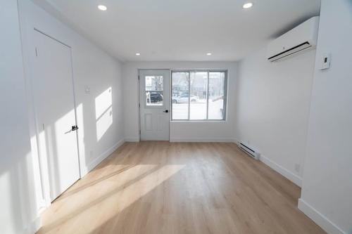 1 bedroom apartment for rent in Montreal - Ville-Marie — photo 2