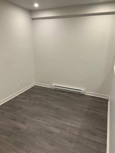 4 bedrooms apartment for rent in Montreal - Le Plateau-Mont-Royal — photo 10