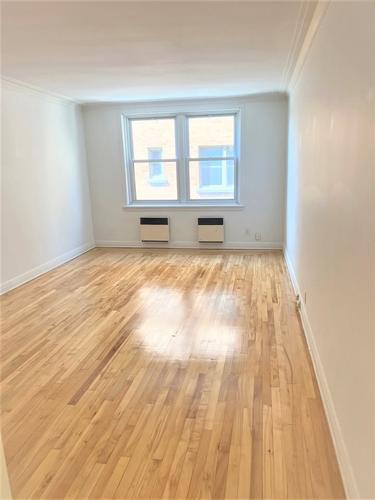 Appartement de 2 chambres à louer à Montreal - Ville-Marie — photo 3