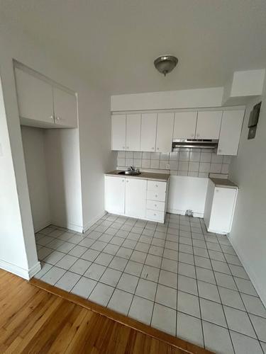 Appartement de 1 chambre à louer à Montreal - Villeray–Saint-Michel–Parc-Extension — photo 4