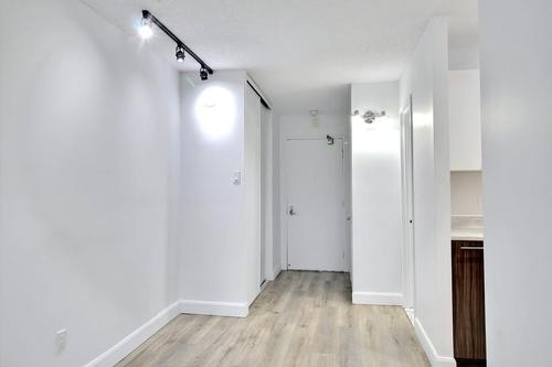 Studio for rent in Québec - Sainte-Foy–Sillery–Cap-Rouge — photo 13