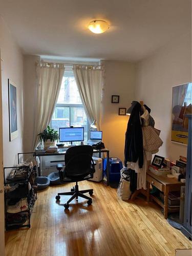 4 bedrooms apartment for rent in Montreal - Le Plateau-Mont-Royal — photo 6