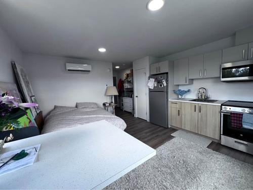 Studio for rent in Sherbrooke — photo 2
