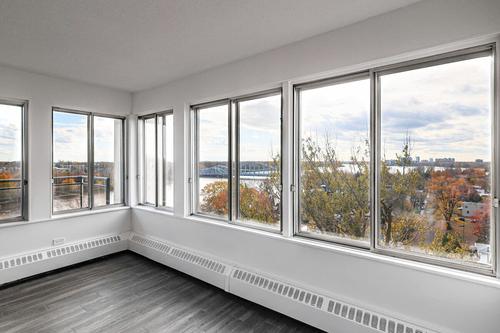 2 bedrooms apartment for rent in Laval — photo 15