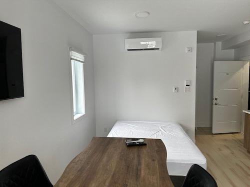 Studio for rent in Sherbrooke — photo 9