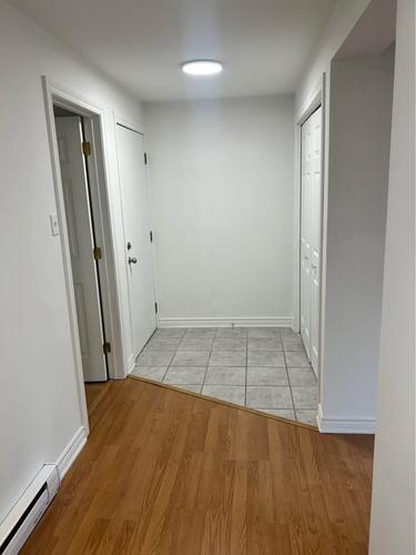 2 bedrooms apartment for rent in Laval — photo 10