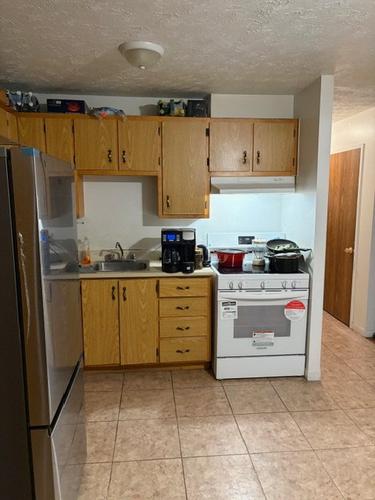 2 bedrooms apartment for rent in Sherbrooke — photo 2