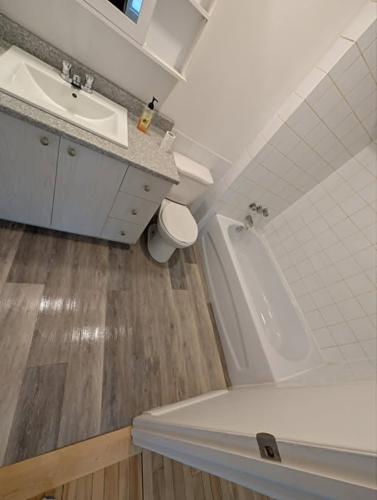 2 bedrooms apartment for rent in Sherbrooke — photo 3