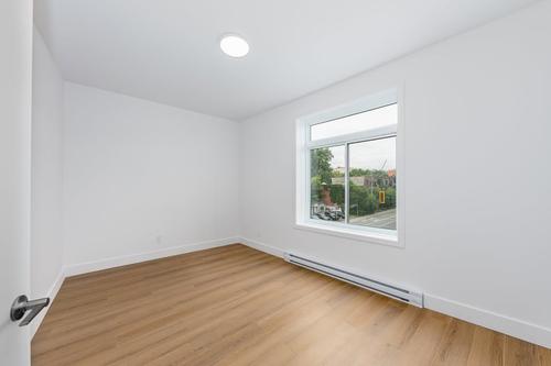 4 bedrooms apartment for rent in Montreal - Mercier–Hochelaga-Maisonneuve — photo 7