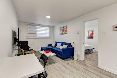 2 bedrooms apartment for rent in Laval — photo 8