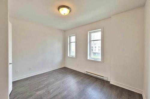 3 bedrooms apartment for rent in Laval — photo 9
