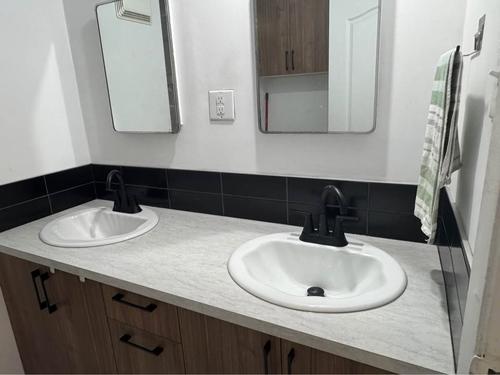 Appartement de 3 chambres à louer à Longueuil — photo 2