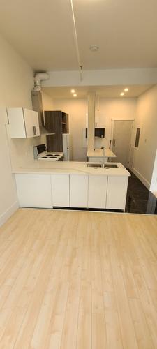 2 bedrooms apartment for rent in Montreal - Le Plateau-Mont-Royal — photo 12