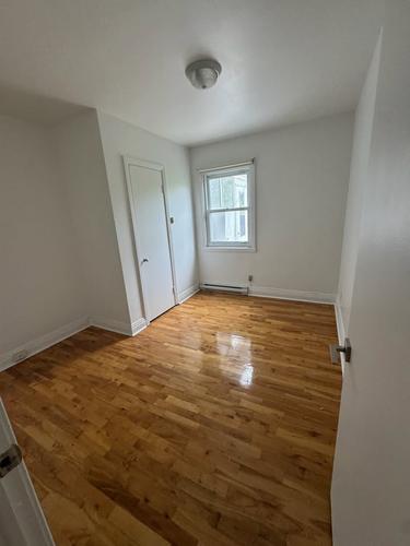 Appartement de 3 chambres à louer à Longueuil — photo 4