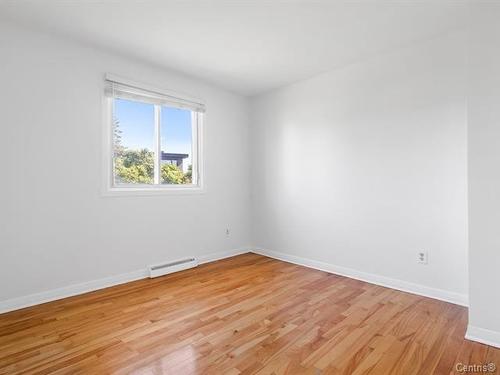 3 bedrooms apartment for rent in Laval — photo 14