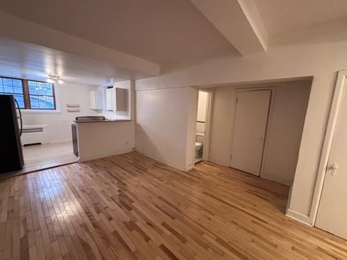 Studio for rent in Montreal - Côte-des-Neiges–Notre-Dame-de-Grâce — photo 12