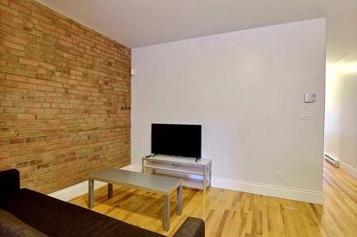 Appartement de 4 chambres à louer à Montreal - Le Plateau-Mont-Royal — photo 2