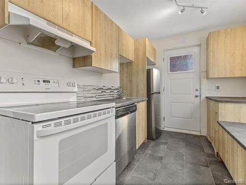 2 bedrooms apartment for rent in Montreal - Ville-Marie — photo 4