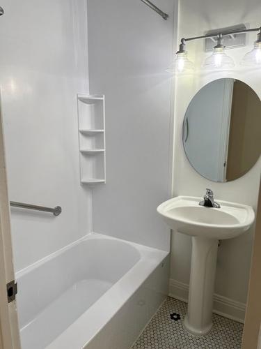 3 bedrooms apartment for rent in Montreal - Verdun — photo 17