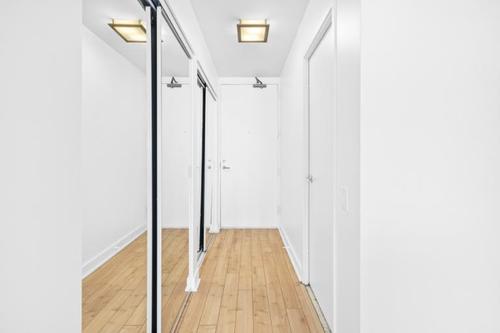 Studio for rent in Montreal - Ville-Marie — photo 7