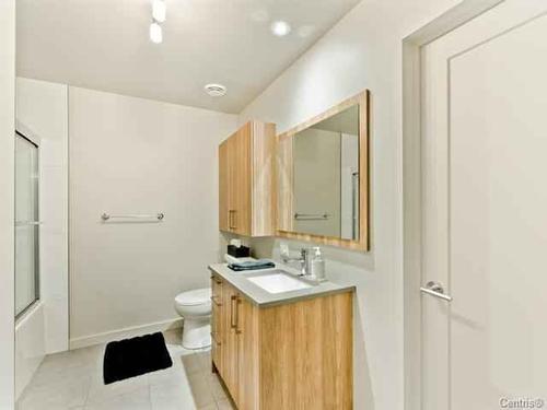 3 bedrooms apartment for rent in Sherbrooke — photo 2