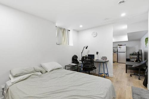Studio for rent in Montreal - Côte-des-Neiges–Notre-Dame-de-Grâce — photo 4