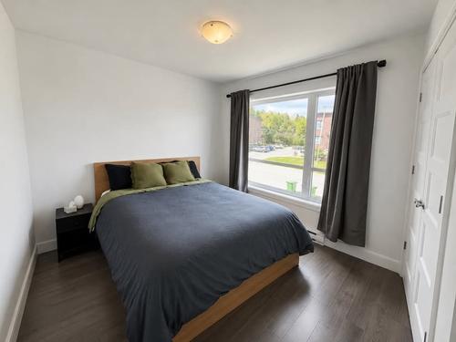 2 bedrooms apartment for rent in Sherbrooke — photo 6