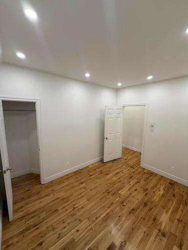 2 bedrooms apartment for rent in Montreal - Ville-Marie — photo 6