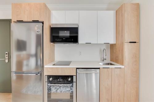 Studio for rent in Montreal - Ville-Marie — photo 4