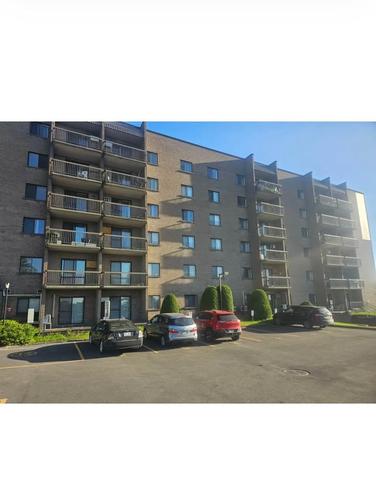 Appartement de 2 chambres à louer à Laval — photo 2