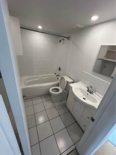 2 bedrooms apartment for rent in Laval — photo 11