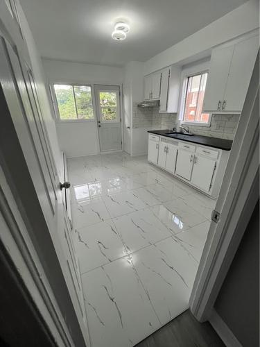 1 bedroom apartment for rent in Montreal - Saint-Laurent — photo 5