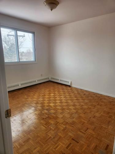 Appartement de 3 chambres à louer à Longueuil — photo 2