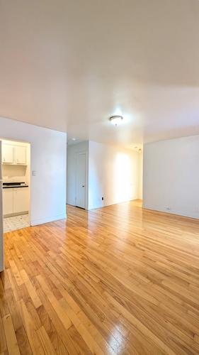 Appartement de 2 chambres à louer à Montreal - Côte-des-Neiges–Notre-Dame-de-Grâce — photo 2