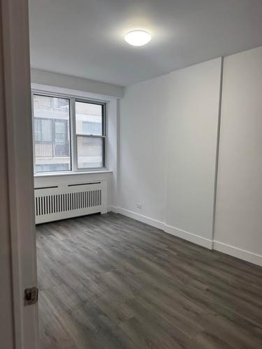 1 bedroom apartment for rent in Montreal - Ville-Marie — photo 4
