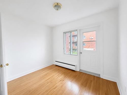 Appartement de 3 chambres à louer à Longueuil — photo 4