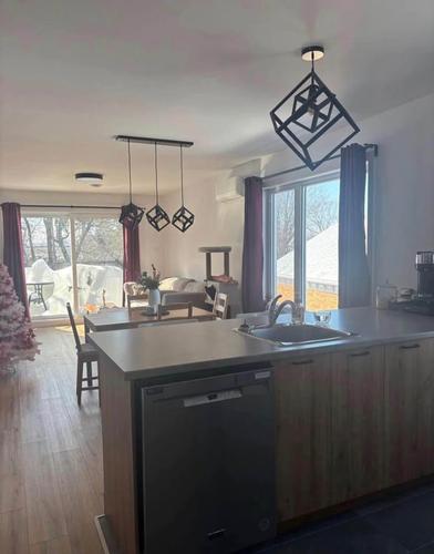 2 bedrooms apartment for rent in Lévis — photo 4