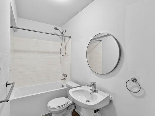 2 bedrooms apartment for rent in Sherbrooke — photo 8