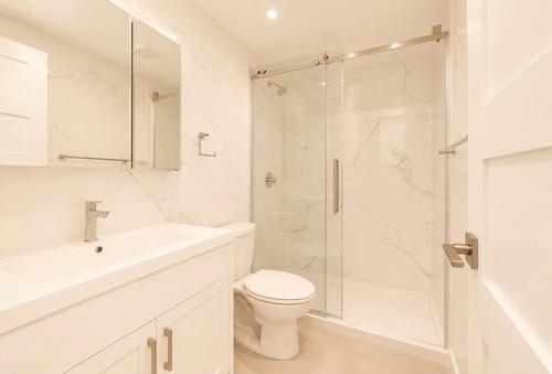 Appartement de 4 chambres à louer à Montréal — photo 8