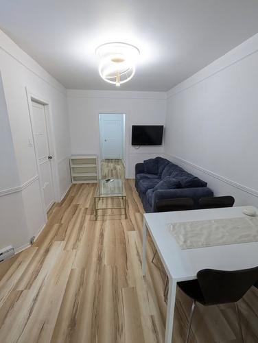 2 bedrooms apartment for rent in Montreal - Ville-Marie — photo 3